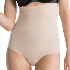 Spanx High Waisted Power Panties - NWT - 1X